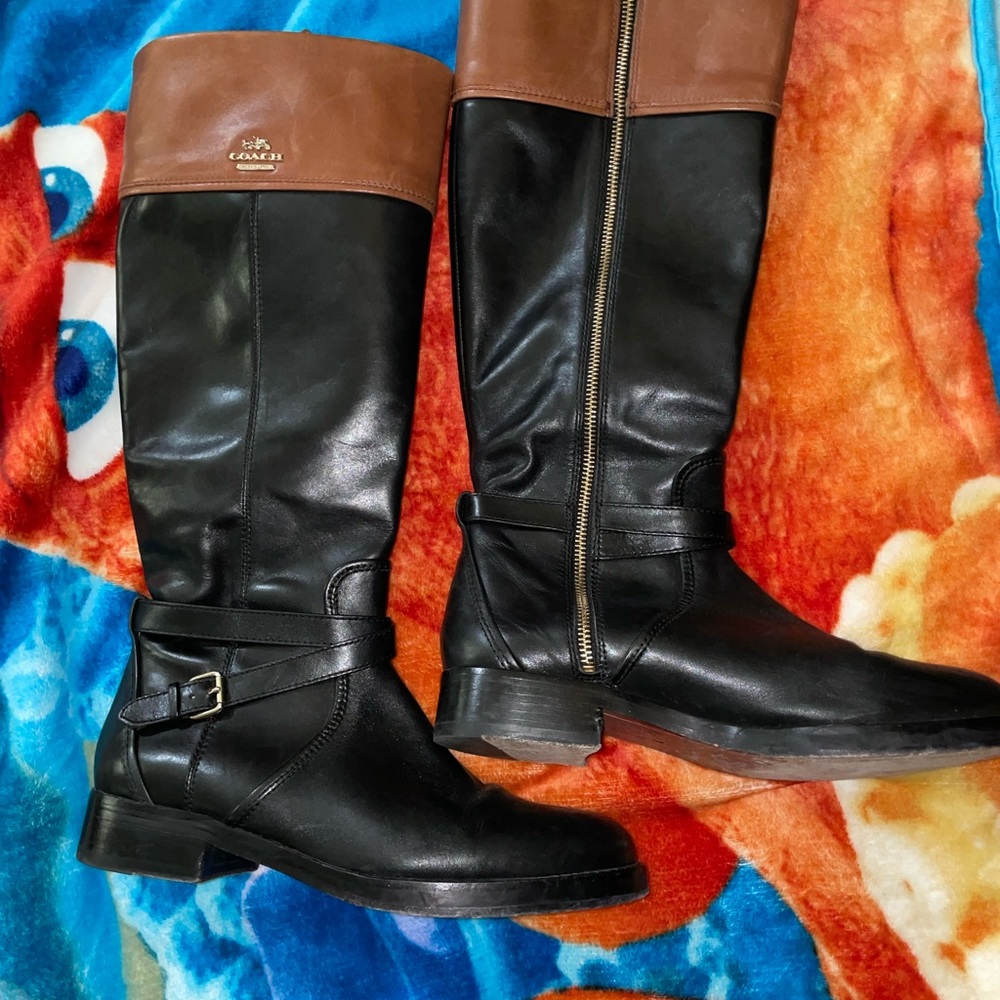 Coach boots
